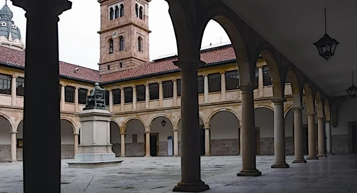 La Universidad de Oviedo implementará matrícula gratuita y progresiva a partir del próximo curso académico