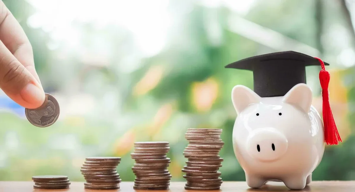 Guía Becas Medrano: 8.100€ para estudiar en España